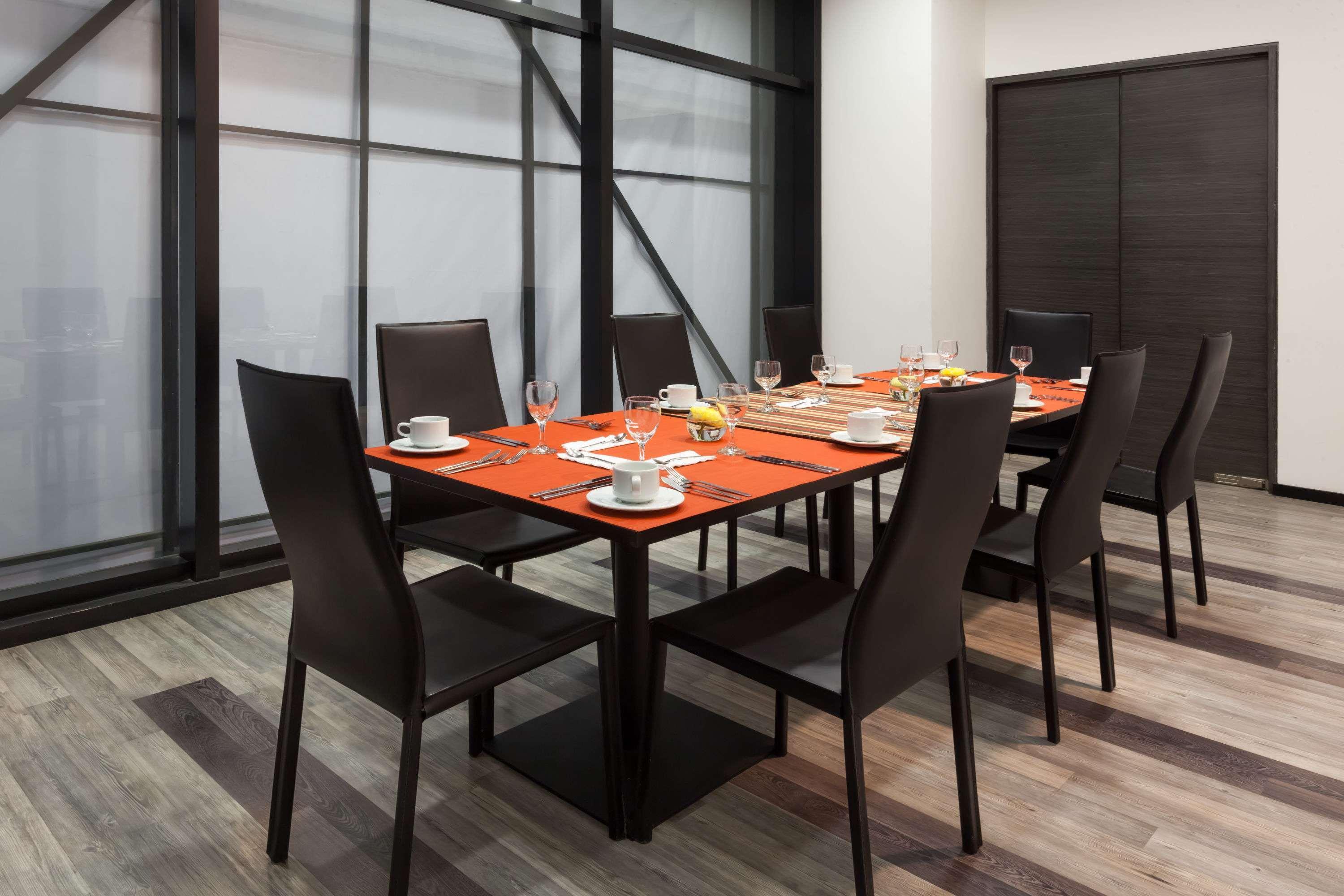 فندق Wyndham بوغوتا المظهر الخارجي الصورة A dining room