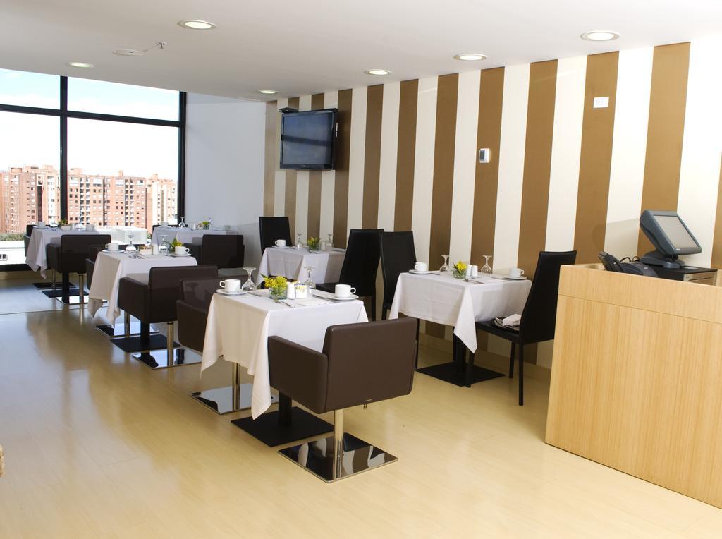 فندق Wyndham بوغوتا المظهر الخارجي الصورة Restaurant
