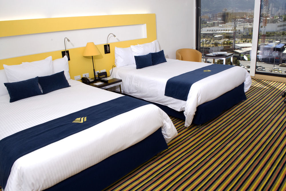 فندق Wyndham بوغوتا المظهر الخارجي الصورة A room at the hotel