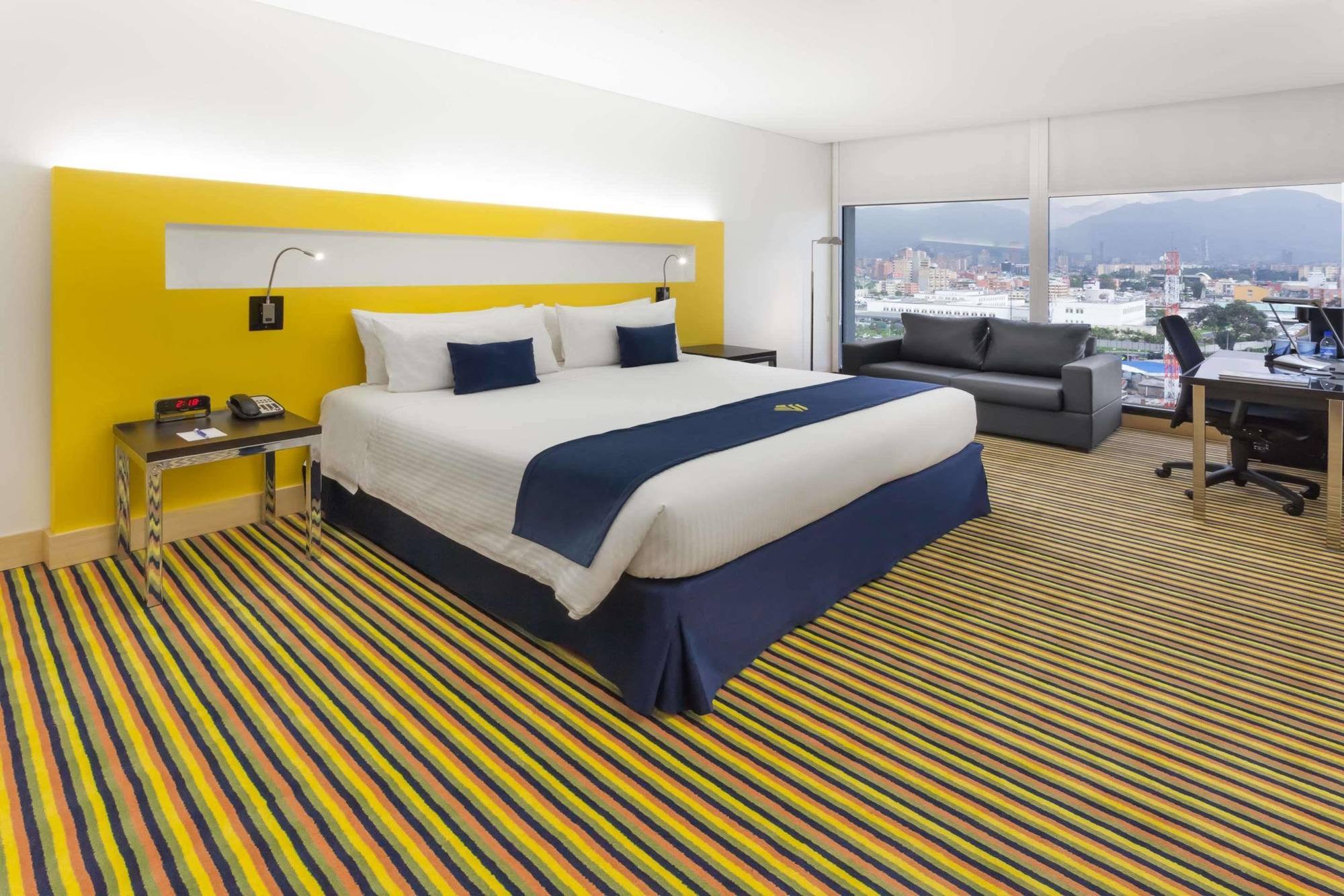 فندق Wyndham بوغوتا المظهر الخارجي الصورة A room at the hotel