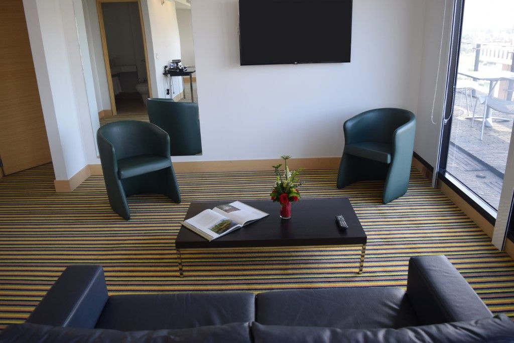 فندق Wyndham بوغوتا المظهر الخارجي الصورة A room at the hotel